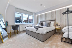 Contemporary 2 Bedroom Flat in Excellent Location!